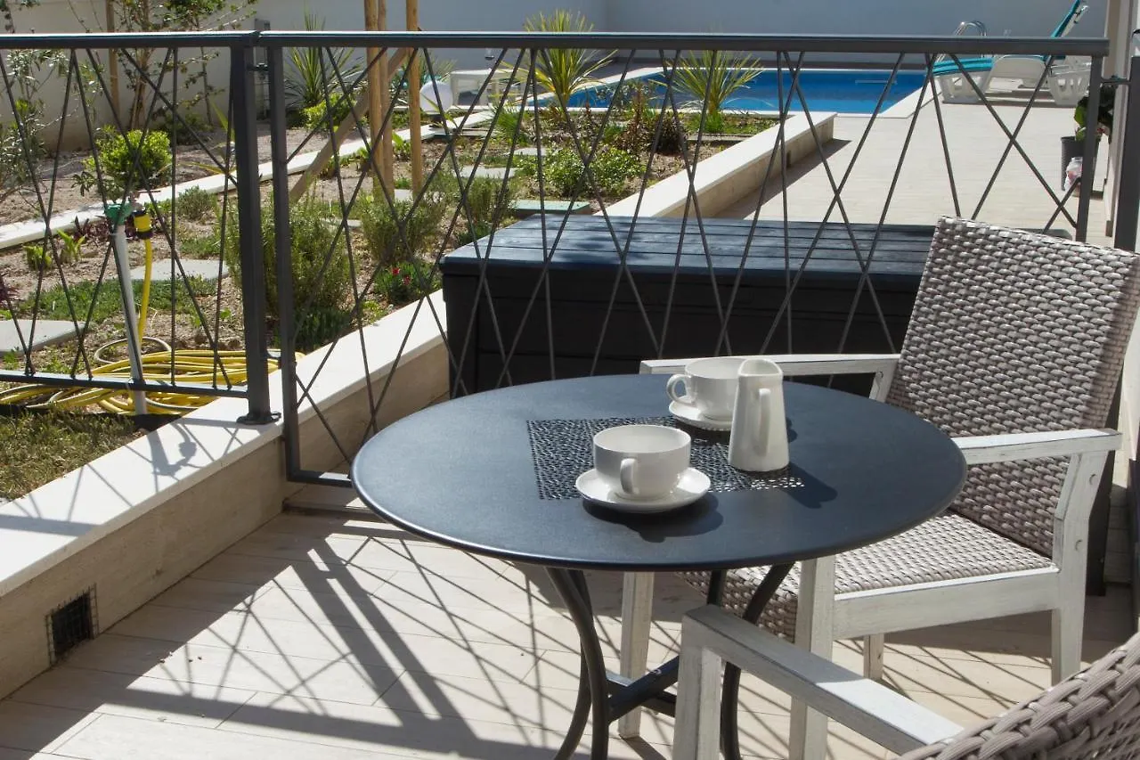Studio And Hot Tub Spalato Appartamento