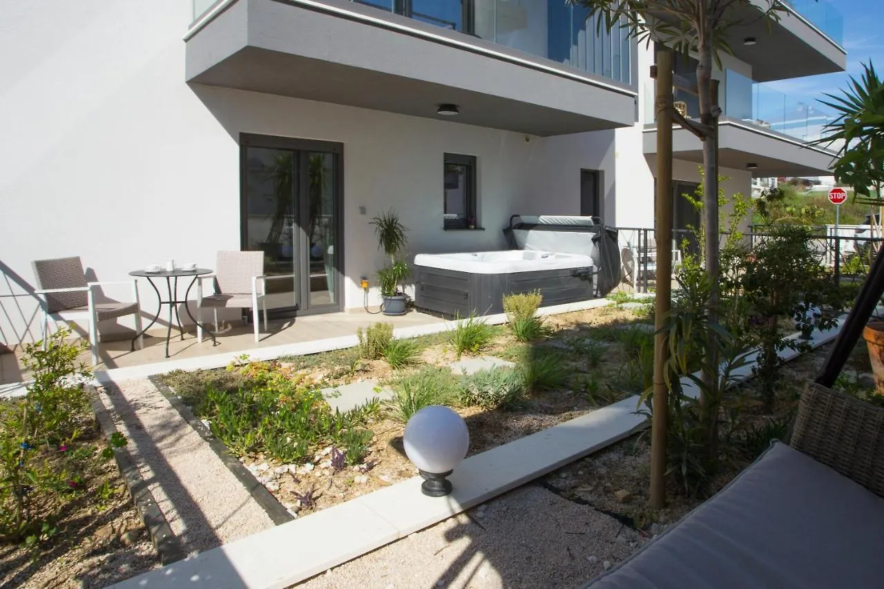 Studio And Hot Tub Spalato Appartamento